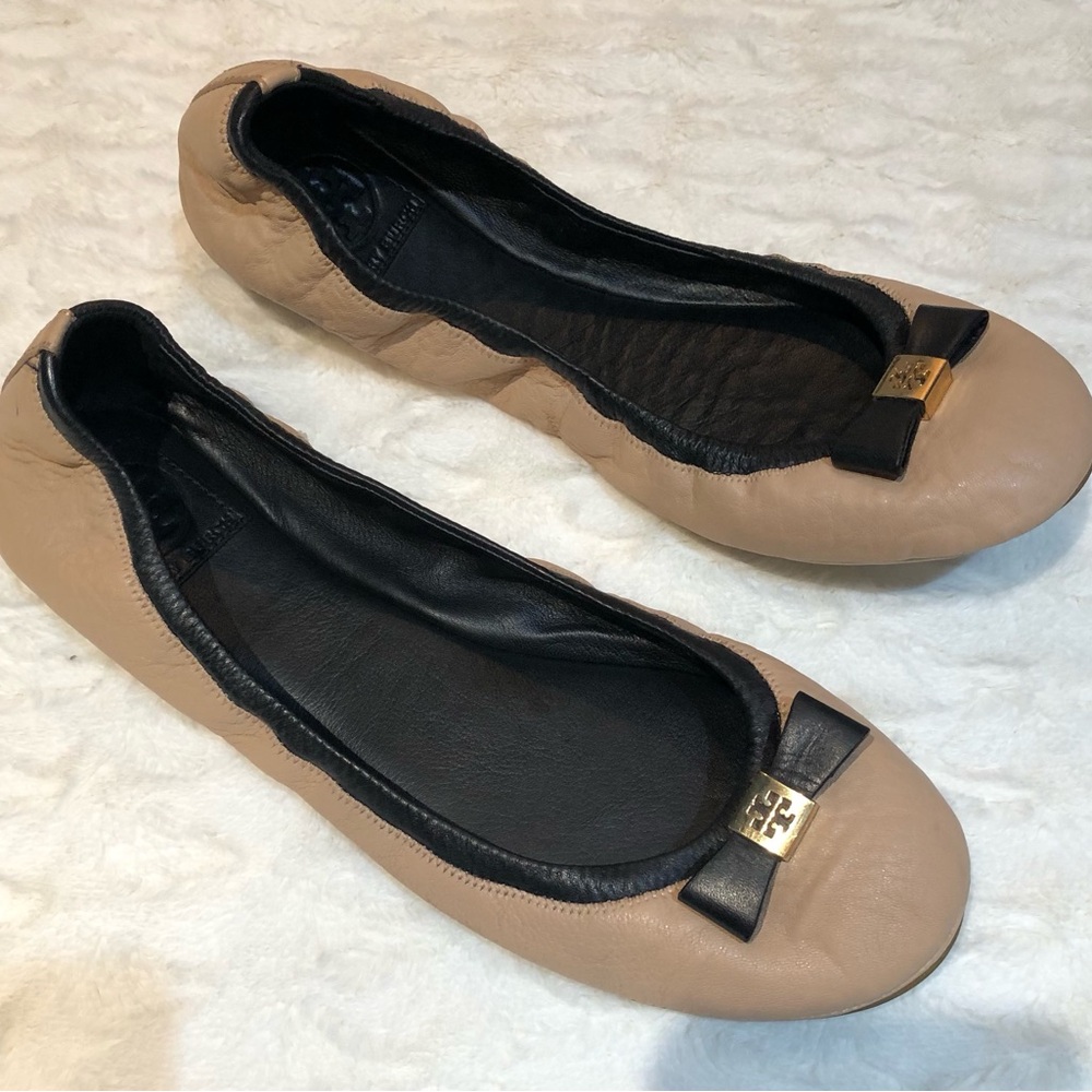 Authentic TORY BURCH  leather balet flats